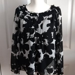 ANA Black and White Blouse sz M